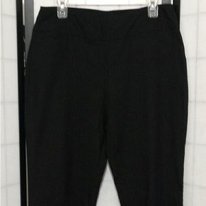Size 12 Versona Crop Pants